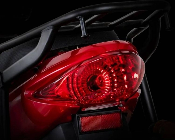 Ae biết chưa lifan vừa ra mắt xe số phổ thông mới với thiết kế lạ giá chưa tới 20 triệu đồng