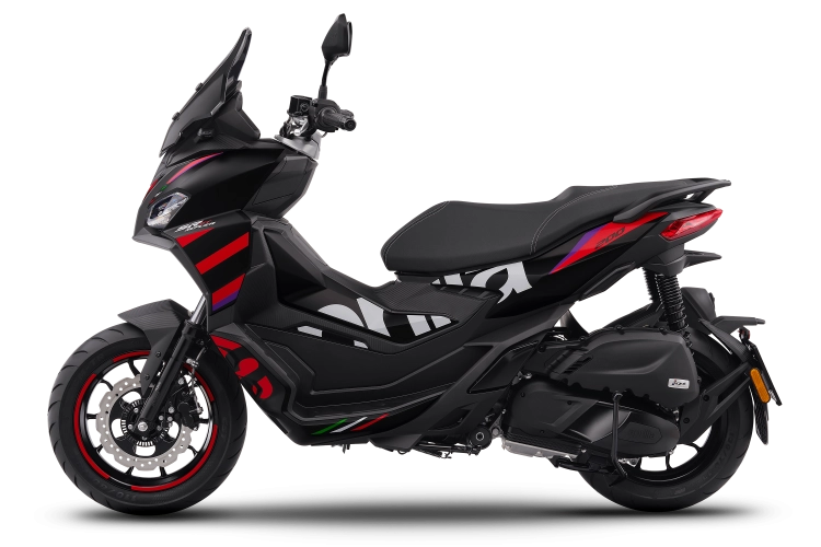 Ae yêu tốc độ chắc chắn mê ngay aprilia sr gt 200 với phiên bản tem cực độc này