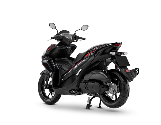 Aerox 2024 lộ diện đồ họa mới được yamaha trau chuốt đến từng góc cạnh