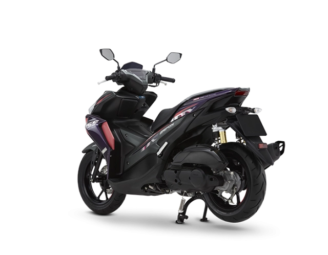 Aerox 2024 lộ diện đồ họa mới được yamaha trau chuốt đến từng góc cạnh