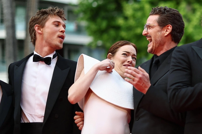 Angelina jolie là tâm điểm ở cannes đường yên và cao viên viên bị ống kính hung thần bóc trần