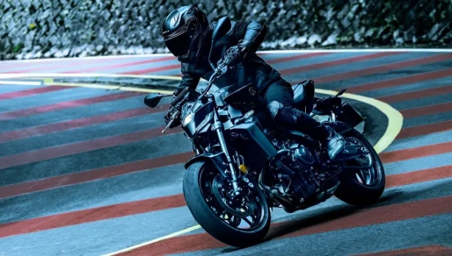 Anh em lười bóp côn sẽ phải trả hơn 12 triệu đồng để mua yamaha mt-09 y-amt 2025