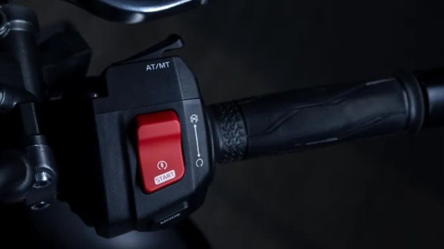 Anh em lười bóp côn sẽ phải trả hơn 12 triệu đồng để mua yamaha mt-09 y-amt 2025
