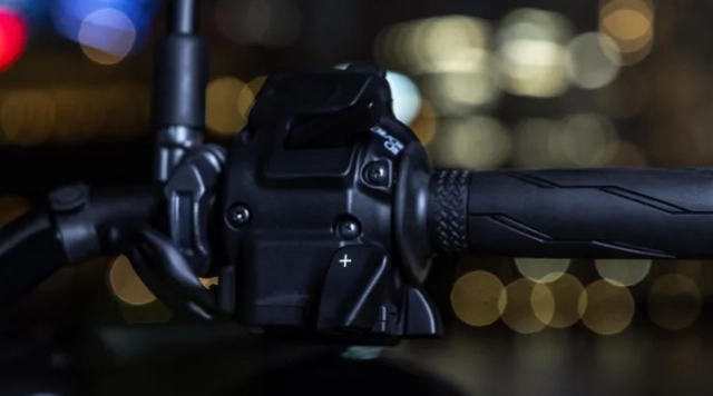 Anh em lười bóp côn sẽ phải trả hơn 12 triệu đồng để mua yamaha mt-09 y-amt 2025
