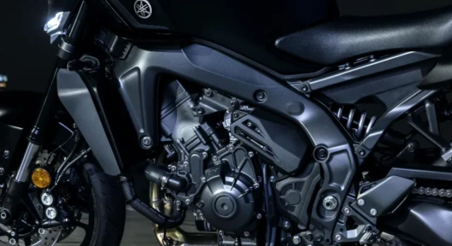 Anh em lười bóp côn sẽ phải trả hơn 12 triệu đồng để mua yamaha mt-09 y-amt 2025