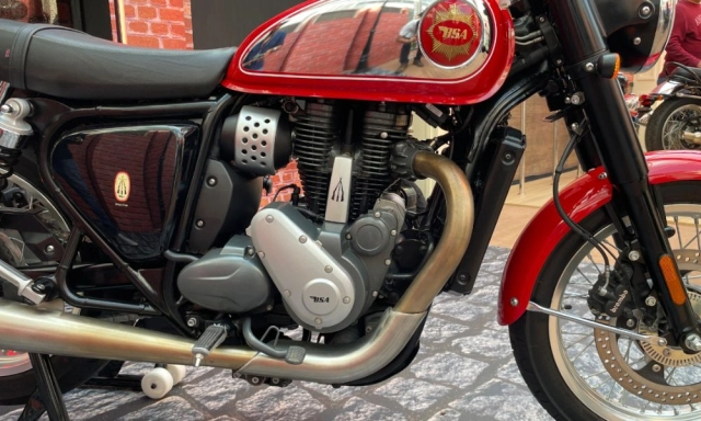 Anh em thấy sao khi chiếc xe máy xy-lanh đơn 650cc tại ấn độ có giá còn thua cả honda sh