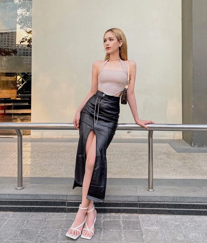 Bạn gái hotgirl 2k2 của gil lê chăm diện mốt váy ôm sát cơ thể vóc dáng tuổi đôi mươi khiến dân tình khen nức nở