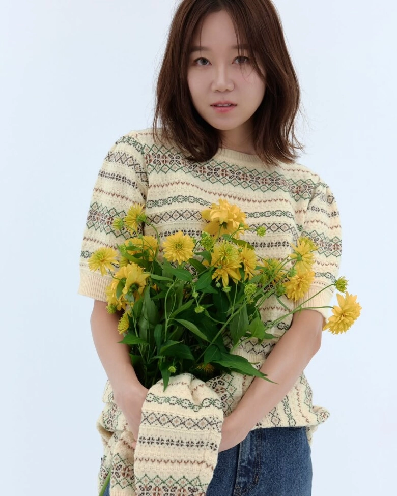 Bạn thân son ye jin u50 vẫn làm mẫu ảnh thời trang giới trẻ phong cách ngoài đời đáng để chị em u40 học hỏi