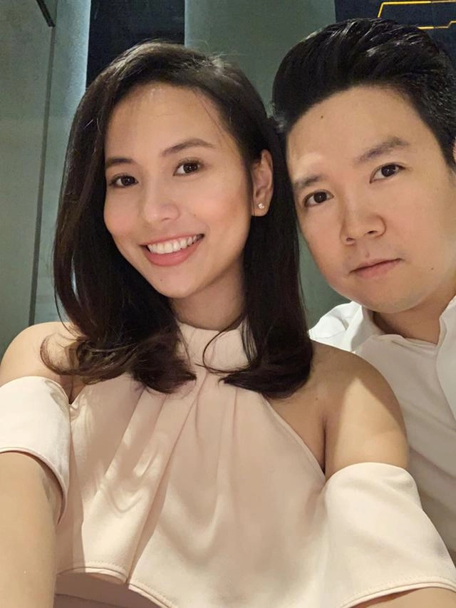 Bấy lâu nay giấu kín như bưng hóa ra vợ lê hiếu có làn da nâu khuôn miệng rộng và