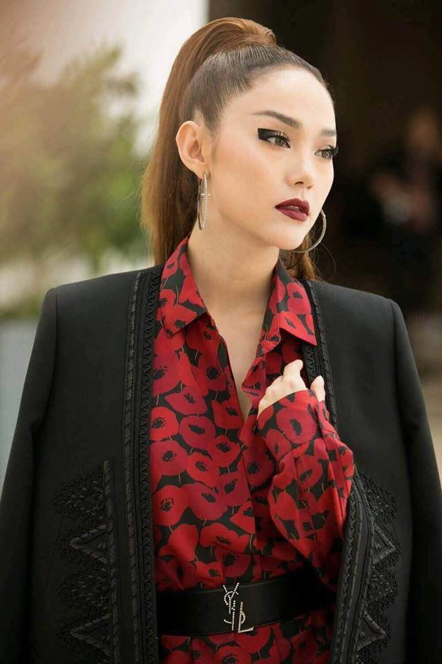 Bộ 3 cầm trịch the face hoàng yến nhỏ tuổi nhất nhưng nhìn vẫn quyền lực vì lý do này