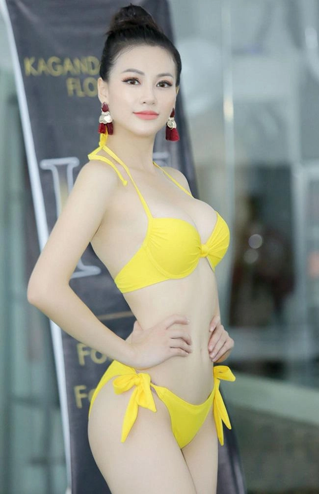 bội thực trước hình ảnh khoe vòng ngực như muốn nổ khi minh hằng kỳ duyên diện bikini