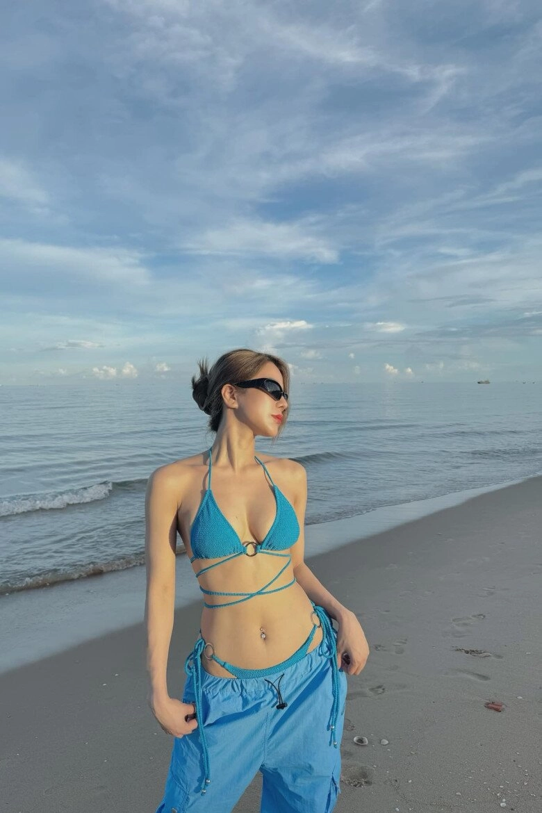 Bst bikini nhỏ xíu chặt đẹp hội chị em độc thân của mẹ bỉm diệp lâm anh bốc lửa thế này thảo nào trai trẻ mê tít