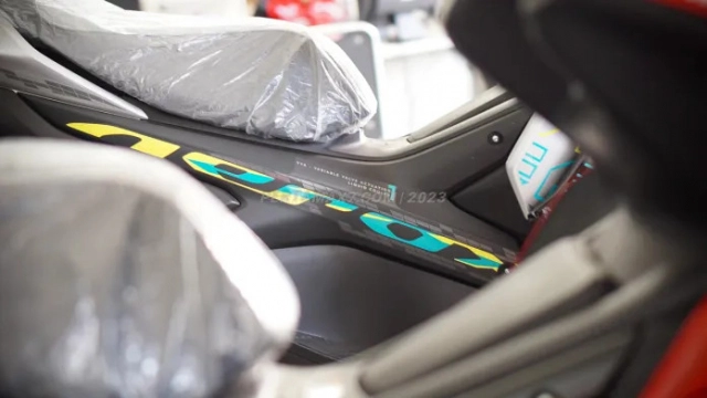 Cận cảnh aerox 2024 có giá bán rẻ hơn nvx việt nam chỉ từ 43 triệu đồng