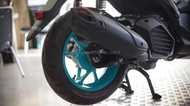 Cận cảnh aerox 2024 có giá bán rẻ hơn nvx việt nam chỉ từ 43 triệu đồng