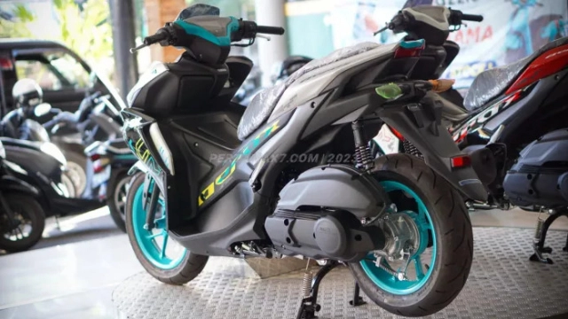 Cận cảnh aerox 2024 có giá bán rẻ hơn nvx việt nam chỉ từ 43 triệu đồng