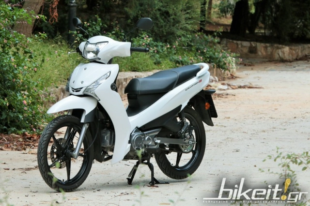 Cận cảnh cryton s 2024 khá giống yamaha finn có giá bán hơn 60 triệu đồng