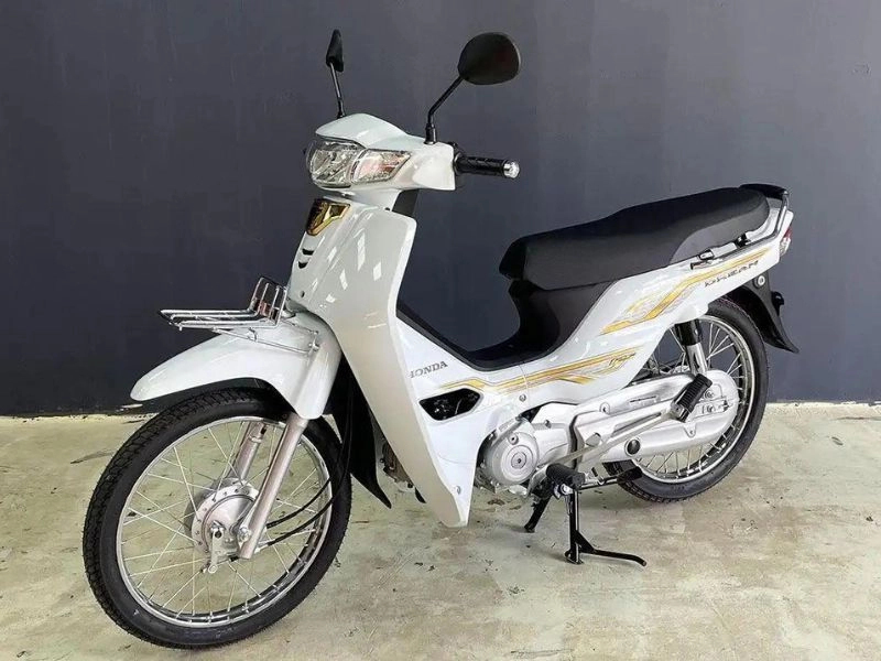 Cận cảnh dream 125 trắng - cực kỳ khan hiếm tại việt nam
