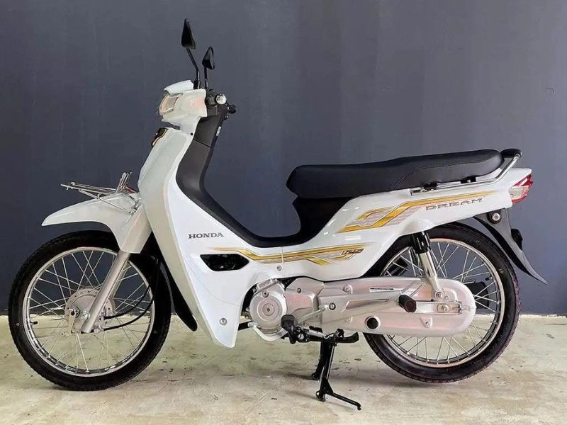 Cận cảnh dream 125 trắng - cực kỳ khan hiếm tại việt nam