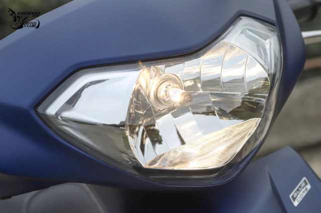 Cận cảnh yamaha axisz - giá bán không hề rẻ nhưng trang bị toàn hàng tối cổ