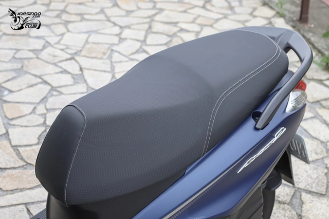 Cận cảnh yamaha axisz - giá bán không hề rẻ nhưng trang bị toàn hàng tối cổ
