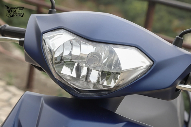 Cận cảnh yamaha axisz - giá bán không hề rẻ nhưng trang bị toàn hàng tối cổ