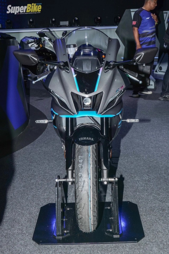 Cận cảnh yzf-r7 2024 vừa ra mắt với giá hơn 200 triệu đồng