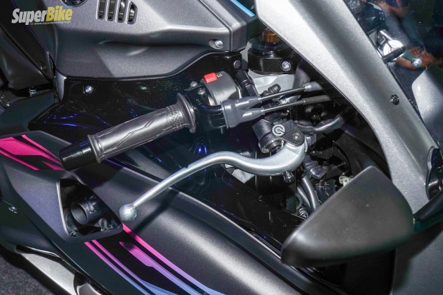 Cận cảnh yzf-r7 2024 vừa ra mắt với giá hơn 200 triệu đồng
