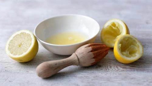 Cao răng mảng bám ố vàng sạch bách với 4 cách làm trắng răng từ 1 quả chanh