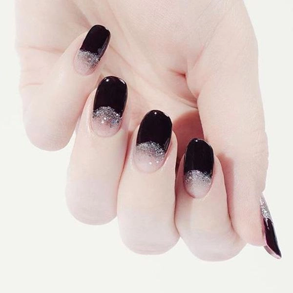 Cập nhật 12 mẫu nail đẹp sưởi ấm mọi ánh nhìn trong những ngày thu - đông