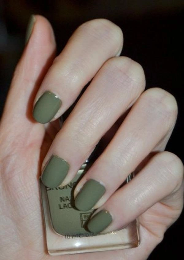 Cập nhật 12 mẫu nail đẹp sưởi ấm mọi ánh nhìn trong những ngày thu - đông