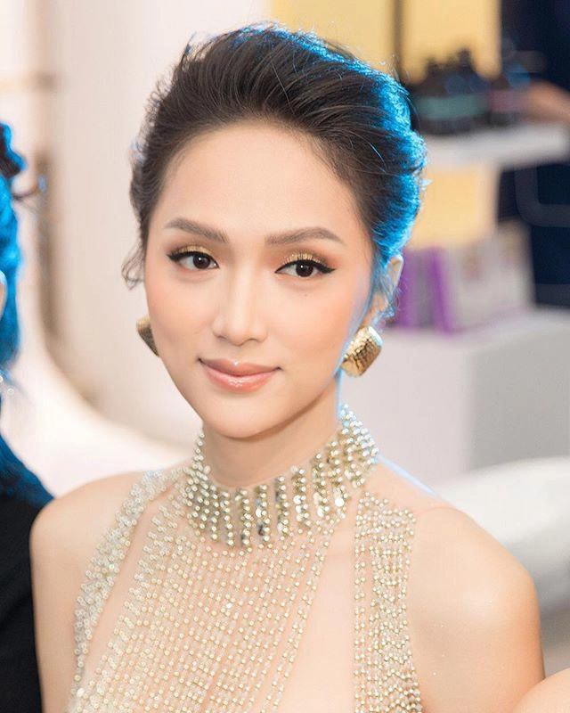 cắt phăng mái tóc dài hoa hậu hương giang tuyên bố đổi sang hình tượng tomboy cá tính