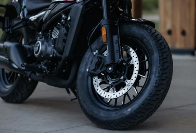 Cfmoto 450 cl-c 2025 ra mắt rẻ hơn và ngầu hơn so với honda rebel 500