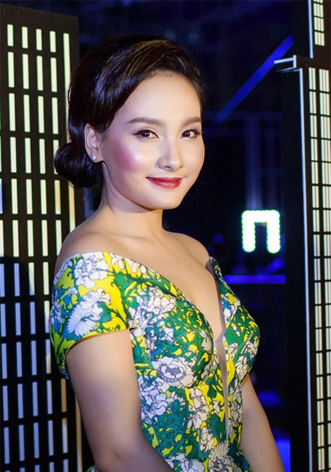 Chỉ cần rơi vào 1 trong 10 lỗi make-up này cũng đủ khiến người ấy sợ hãi bỏ chạy