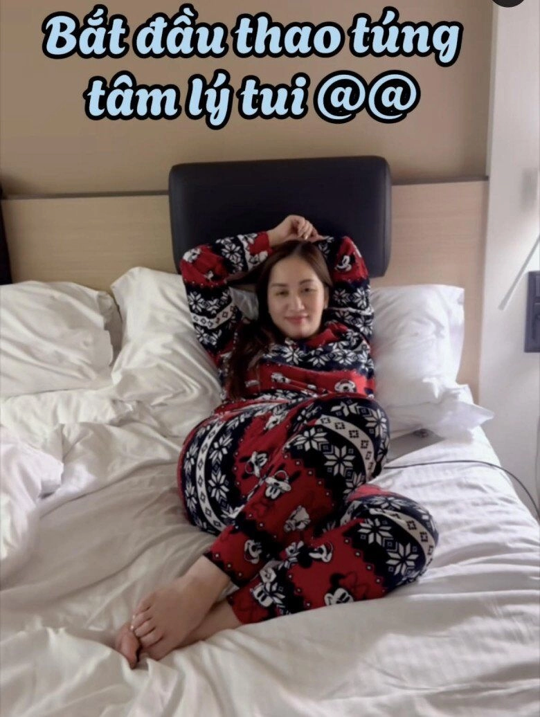Chị đẹp vbiz lấy hồng hài nhi kém 12 tuổi ra đường váy áo quyến rũ dù sinh ào ào 3 con lúc về nhà lại hoàn toàn trái ngược