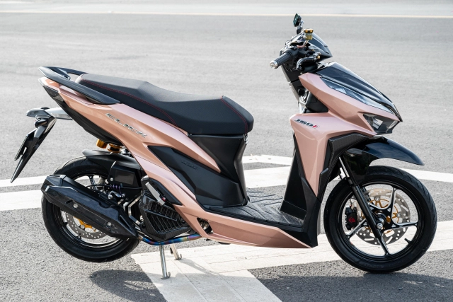 Chia sẻ với ae chiếc vario độ tâm huyết của biker đồng tháp nổi bật mỗi khi xuống phố