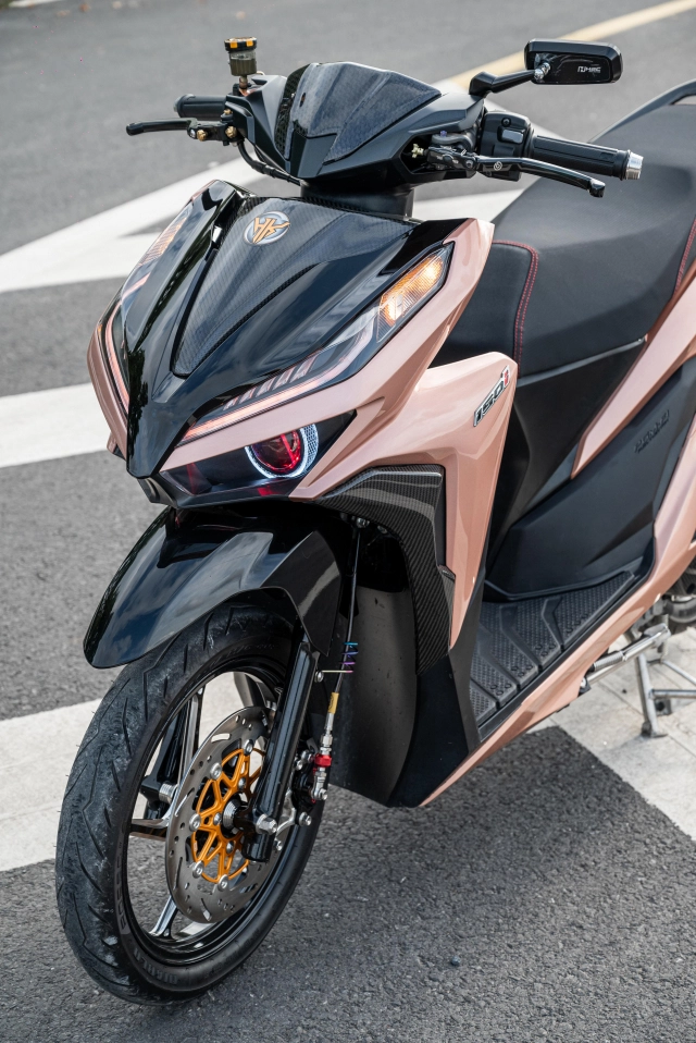 Chia sẻ với ae chiếc vario độ tâm huyết của biker đồng tháp nổi bật mỗi khi xuống phố
