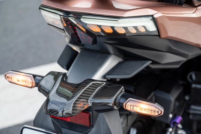 Chia sẻ với ae chiếc vario độ tâm huyết của biker đồng tháp nổi bật mỗi khi xuống phố