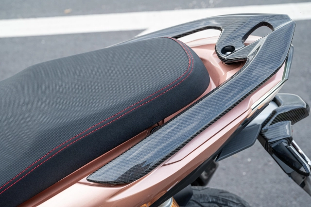 Chia sẻ với ae chiếc vario độ tâm huyết của biker đồng tháp nổi bật mỗi khi xuống phố