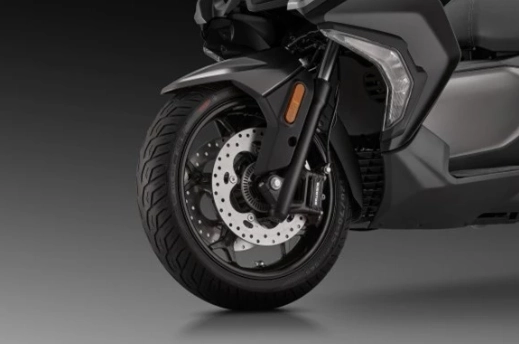 Chiếc xe ga này đè bẹp honda sh160i cả về ngoại hình giá và có sức mạnh gấp đôi