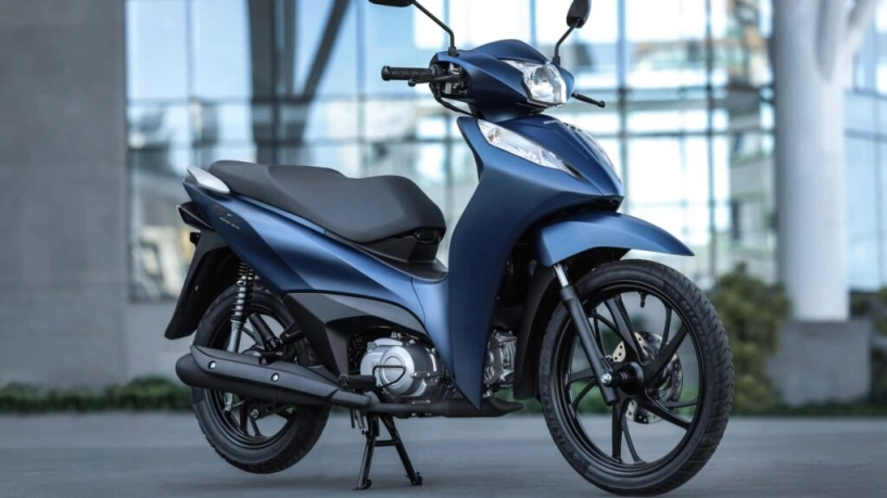 Chiếc xe lai giữa future và vision vừa được honda ra mắt phiên bản 2025 với giá hơn 50 triệu đồng