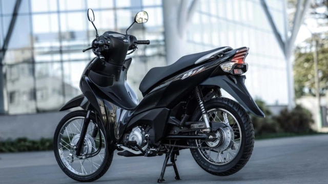Chiếc xe lai giữa future và vision vừa được honda ra mắt phiên bản 2025 với giá hơn 50 triệu đồng