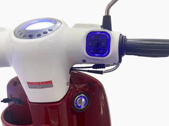 Cho anh em xem chiếc xe ga mới giá 39 triệu có phanh abs màn hình màu tft