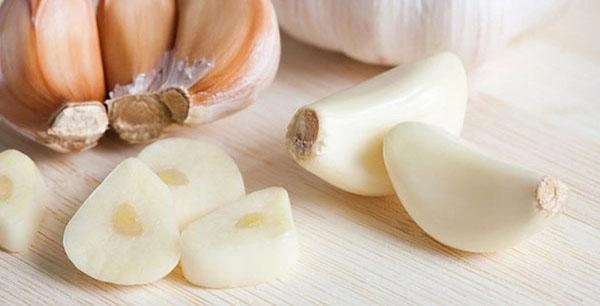 Có ngay 10 cách trị mụn bọc cực dễ ngay tại nhà mà các cô nàng không nên bỏ qua