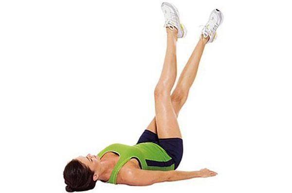 Có ngay vòng eo con kiến với 13 động tác giảm mỡ bụng cho bạn gái