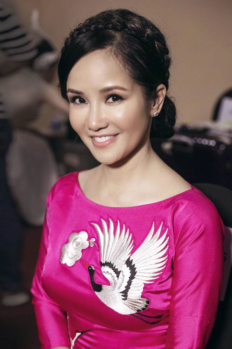 Có thật đây là diva hồng nhung chuyện gì đã xảy ra với nhan sắc người đẹp này vậy