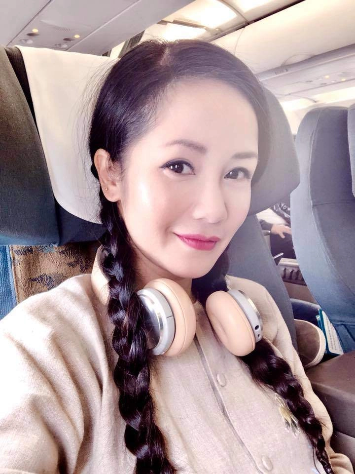 Có thật đây là diva hồng nhung chuyện gì đã xảy ra với nhan sắc người đẹp này vậy