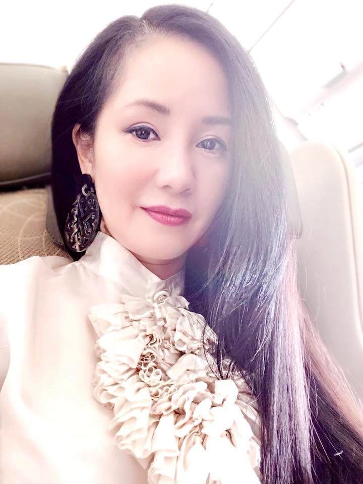 Có thật đây là diva hồng nhung chuyện gì đã xảy ra với nhan sắc người đẹp này vậy