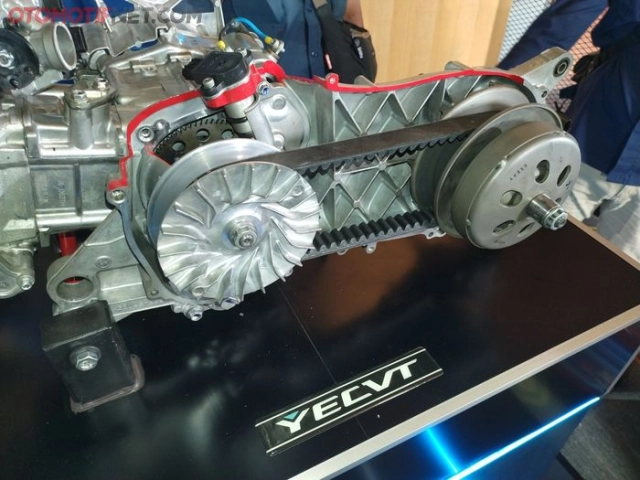 Công nghệ yecvt trên yamaha nmax turbo còn có thể giúp giảm tốc như xe côn tay