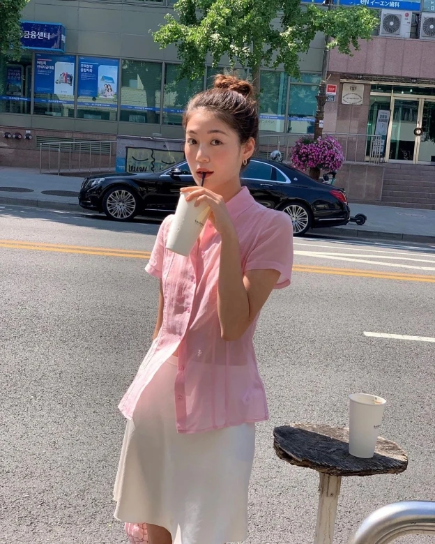 Cũng diện đồ mùa hè nhưng người thì đẹp tinh tế người lại kém sang blogger người hàn tiết lộ 10 bí quyết lên đồ miễn chê