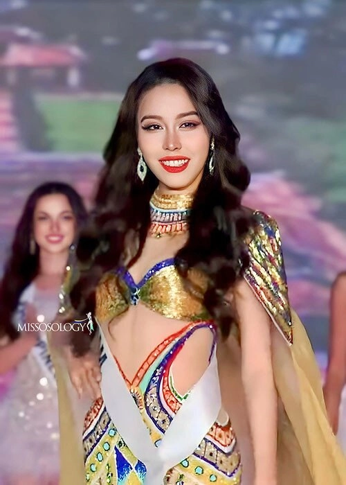 Cuối nhiệm kỳ hoa hậu việt nam thanh thủy từ một nàng hậu bị chê thành biểu tượng sắc đẹp chuẩn chánh cung
